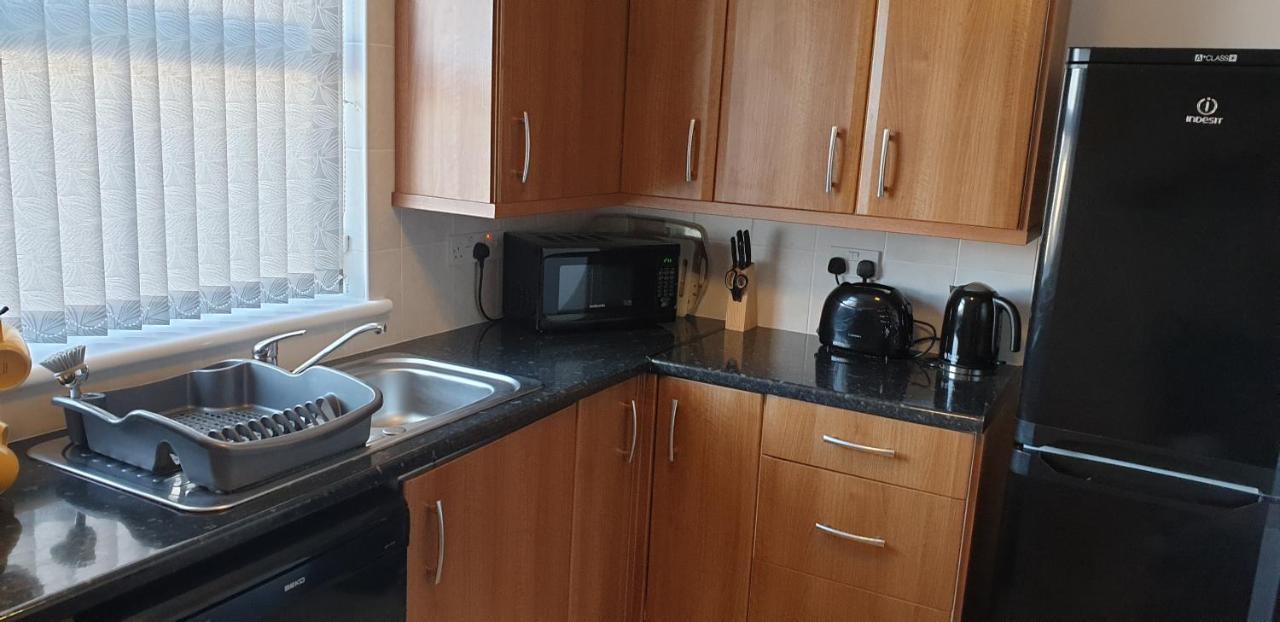 Lockinbar Holiday Apartments Тенбі Екстер'єр фото