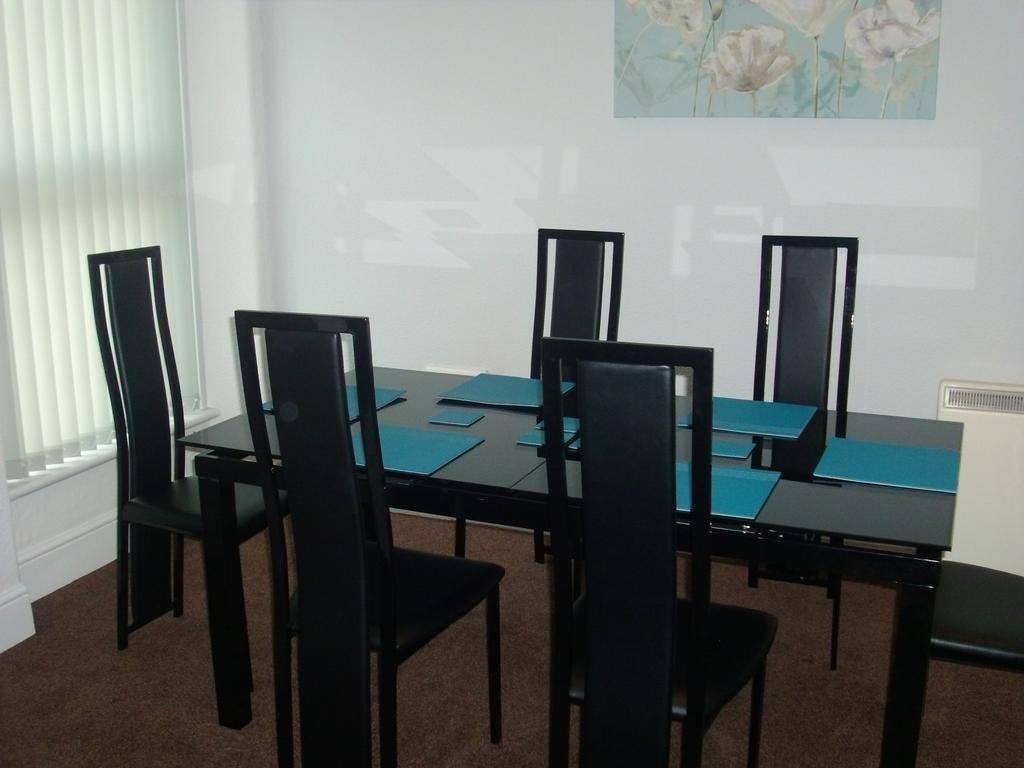 Lockinbar Holiday Apartments Тенбі Екстер'єр фото