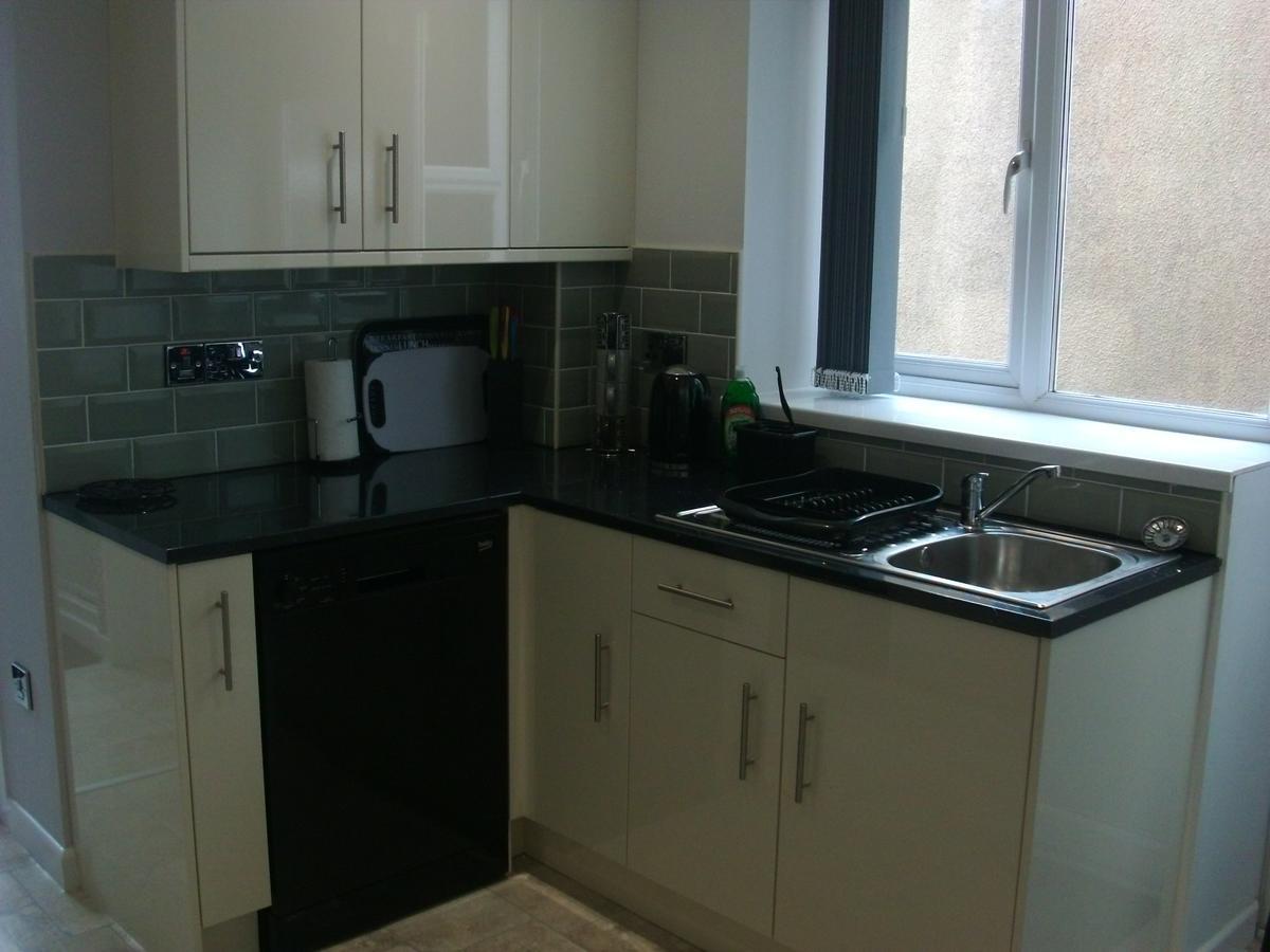Lockinbar Holiday Apartments Тенбі Екстер'єр фото