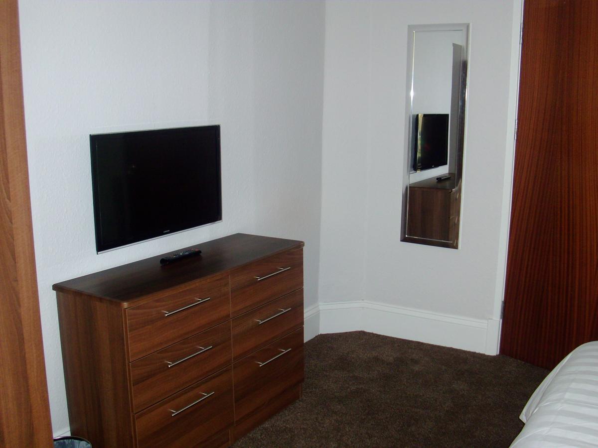 Lockinbar Holiday Apartments Тенбі Екстер'єр фото